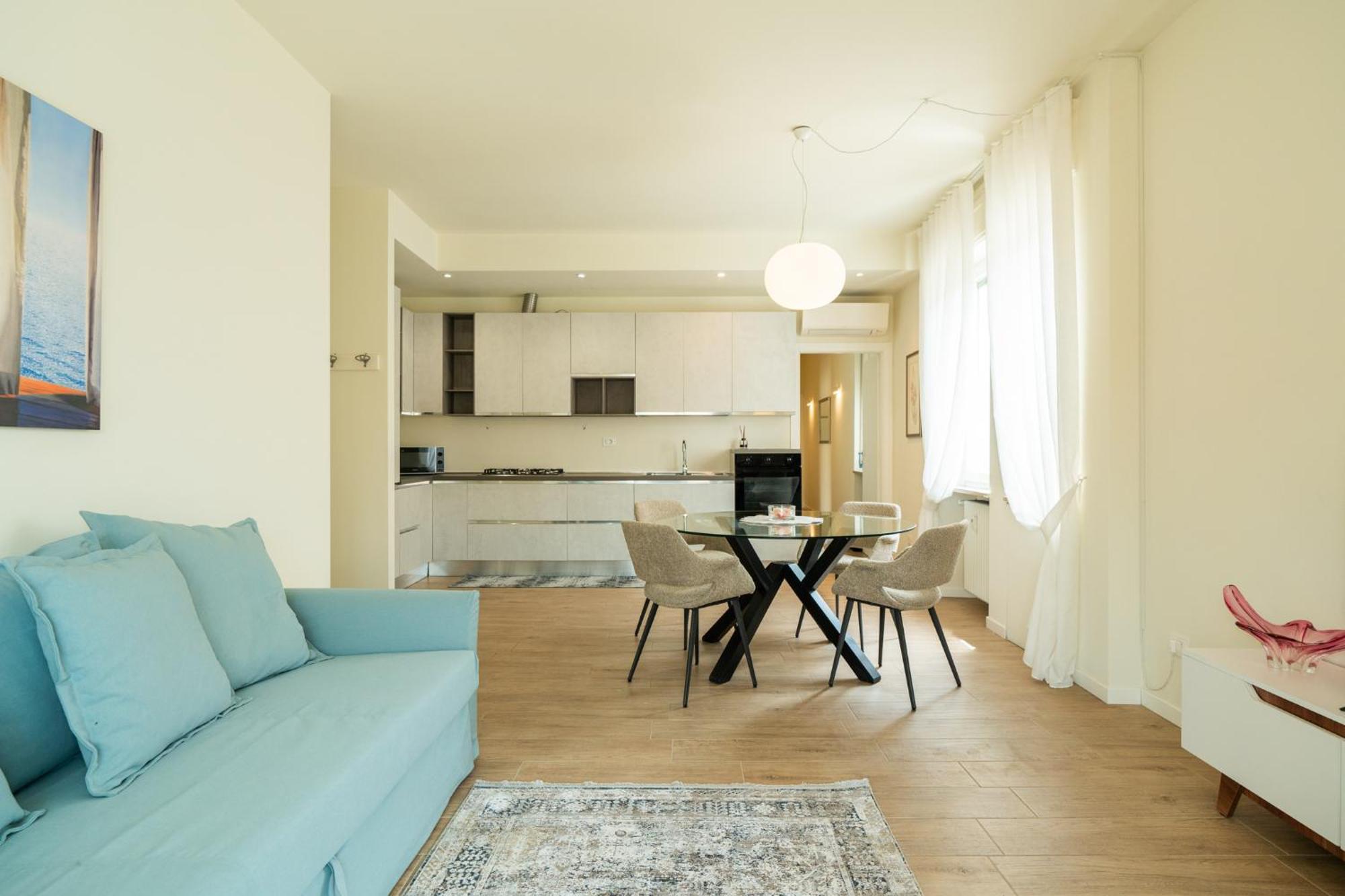 Domus Verona - Ampia Residenza Filippini A Pochi Passi Dall'Arena Екстер'єр фото