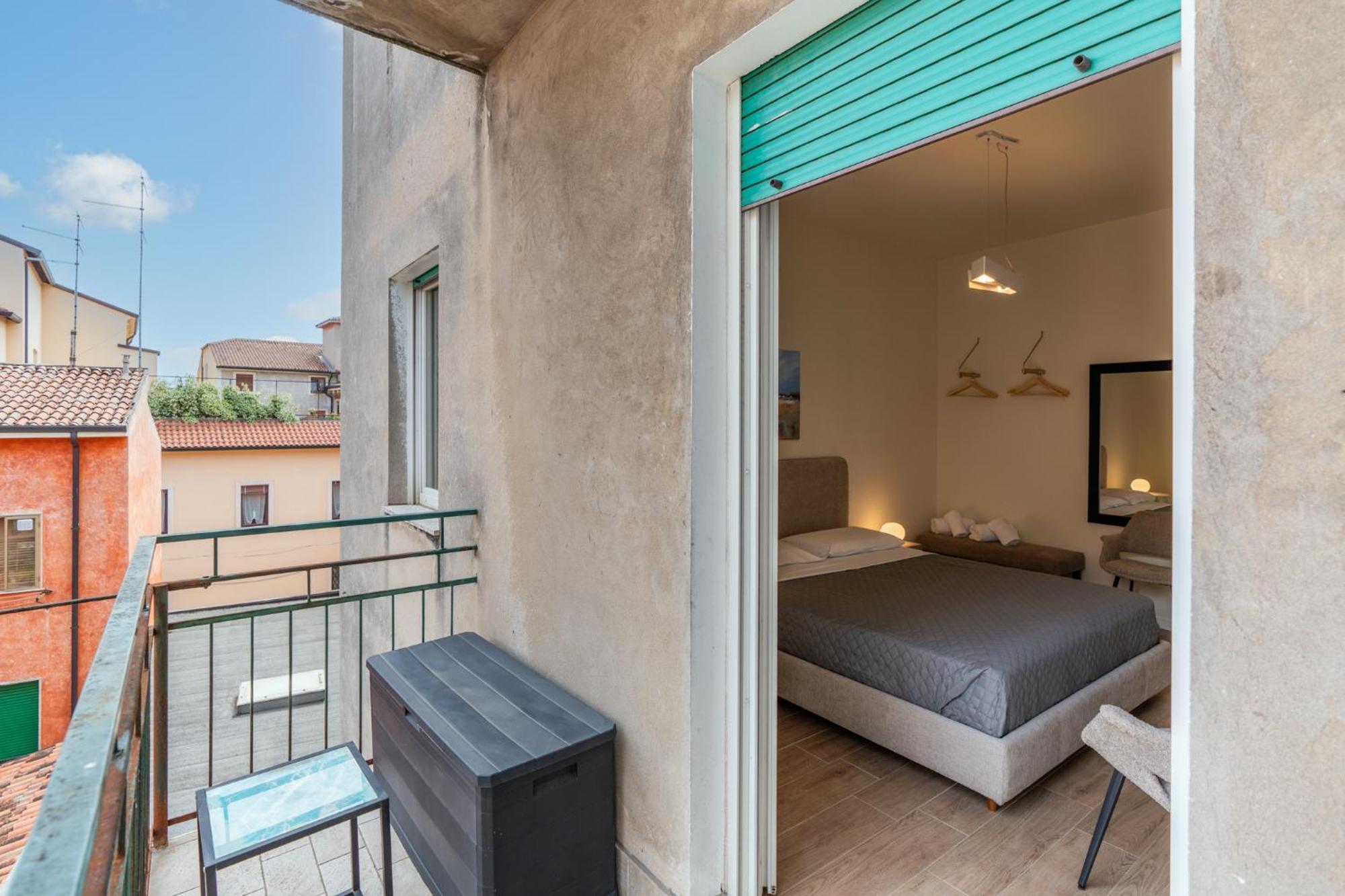 Domus Verona - Ampia Residenza Filippini A Pochi Passi Dall'Arena Номер фото